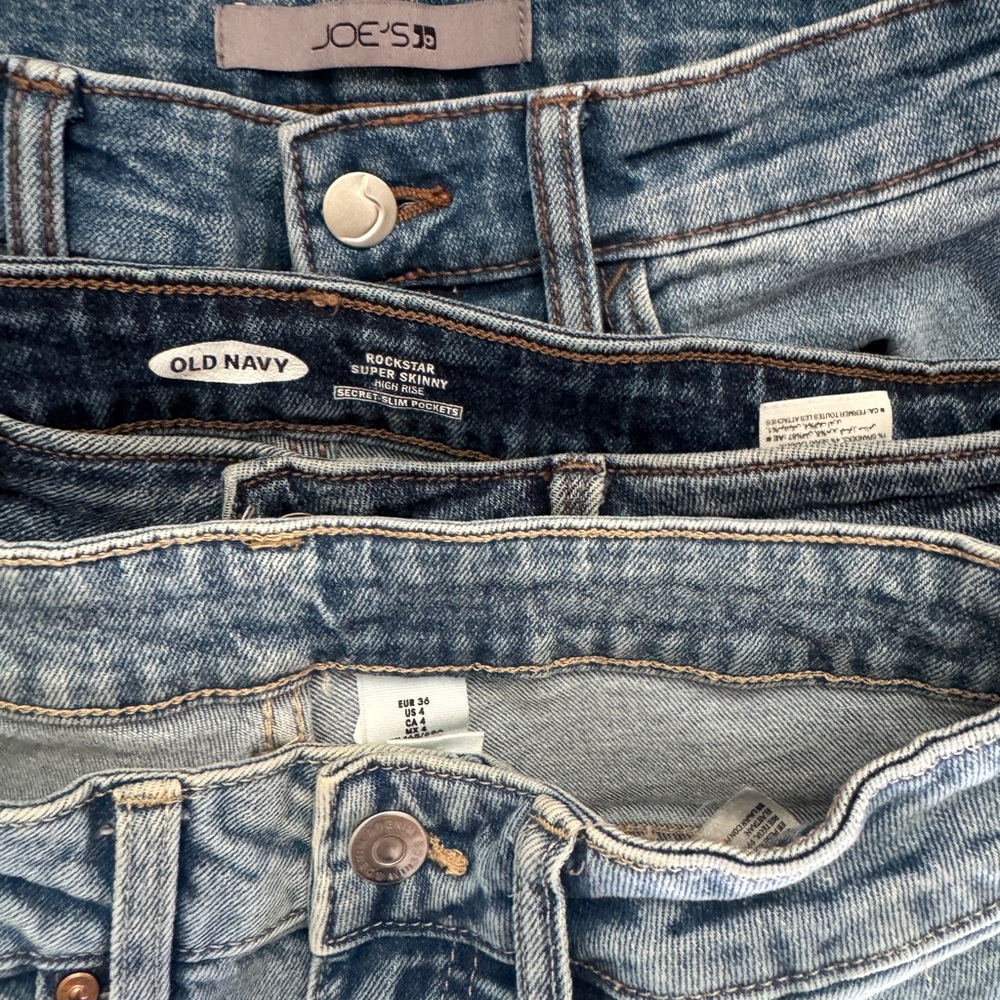 Joe's old navy and HM jeans for @poconosnowflake